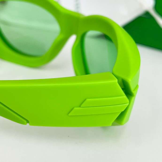 Picture of Bottega Veneta Sunglasses _SKUfw46520916fw